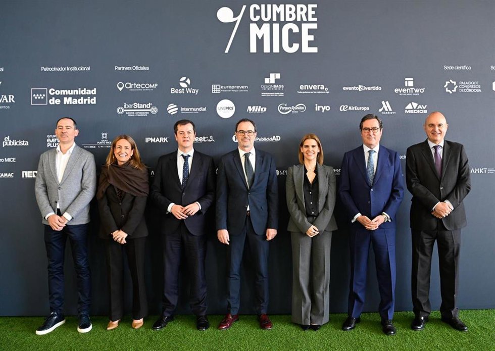 La alcaldesa Judith Piquet ha participado este miércoles en la novena edición de la Cumbre del Foro MICE, el punto de encuentro de un sector cada vez más pujante en España como es la industria de reuniones y eventos.