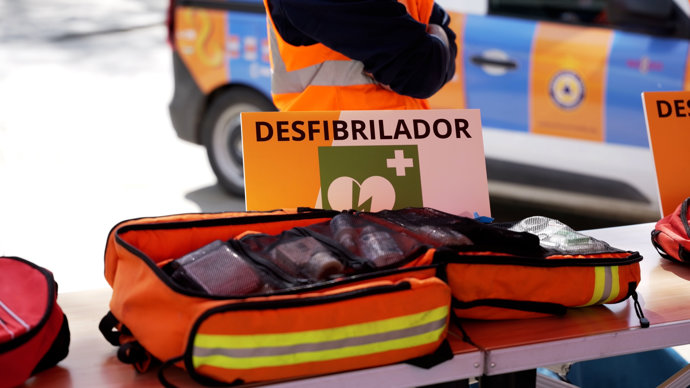 Desfibriladores para la Semana Santa de Sevilla