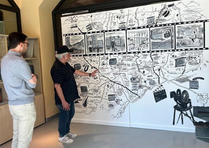 La exposición 'Rutas de cine por Castilla y León’ en el Museo del Comercio de Salamanca.