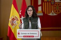 Ayuso acusa a Yolanda Díaz de querer instaurar su "comunismo de manual" con un decreto de vivienda que provoca "caos"