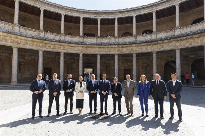 La Federación Andaluza de Municipios y Provincias (FAMP) reúne en la Alhambra a las ocho diputaciones de Andalucía