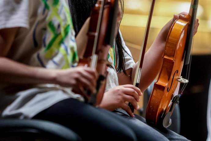 Archivo - Varios músicos tocan sus instrumentos durante la celebración del 10º aniversario de la Fundación Acción por la Música, en el Auditorio Nacional de Música, a 14 de junio de 2023, en Madrid (España). 