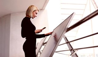 Seis de cada diez empresas españolas aumentará su inversión en IA este año, según Grant Thornton.