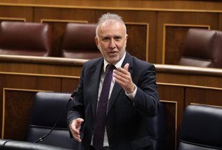 El ministro de Política Territorial y Memoria Democrática, Ángel Víctor Torres, interviene durante una sesión de control al Gobierno, en el Congreso de los Diputados, a 18 de marzo de 2026, en Madrid (España). Sánchez afronta una nueva sesión de control e