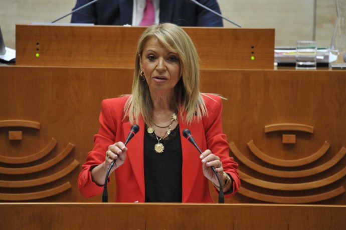 Archivo - La portavoz del Grupo Socialista en la Asamblea de Extremadura, Piedad Álvarez, en una imagen de archivo