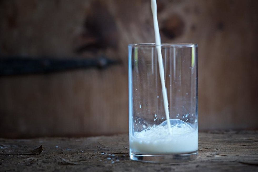 Archivo - Recurso de un vaso de leche.