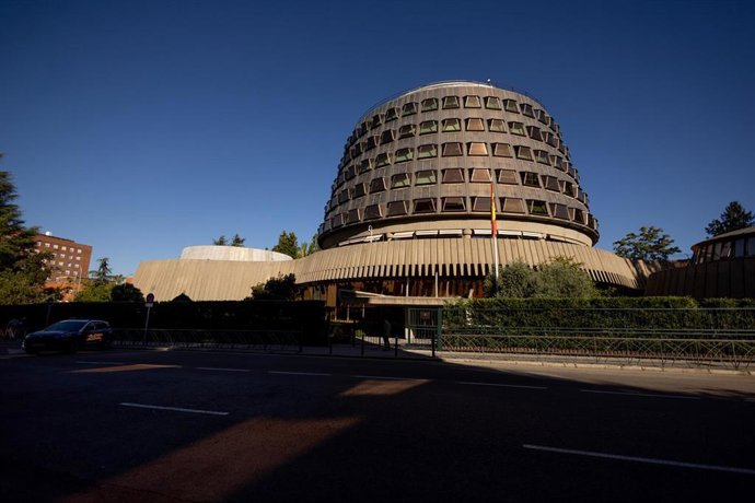 Archivo - Fachada de la sede del Tribunal Constitucional de España, en Madrid (España).