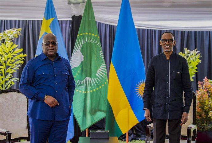 Archivo - El presidente de Ruanda, Paul Kagame, y su homólogo de República Democrática del Congo, Felix Tshisekedi 