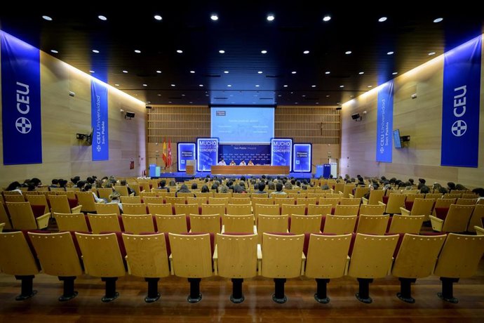 Fundación Princesa de Girona y CEU firman un acuerdo para impulsar el talento docente joven