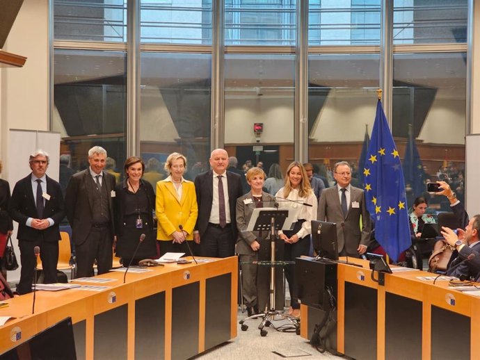 Consell y Emilia-Romana (Italia) piden suspensión temporal del mercado europeo de derechos de emisión para la cerámica