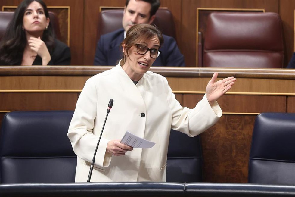 La ministra de Sanidad, Mónica García