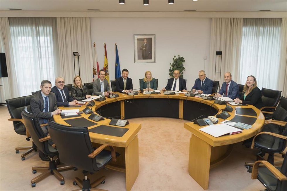 Archivo - Reunión de la Mesa del Parlamento y la Junta de Portavoces.