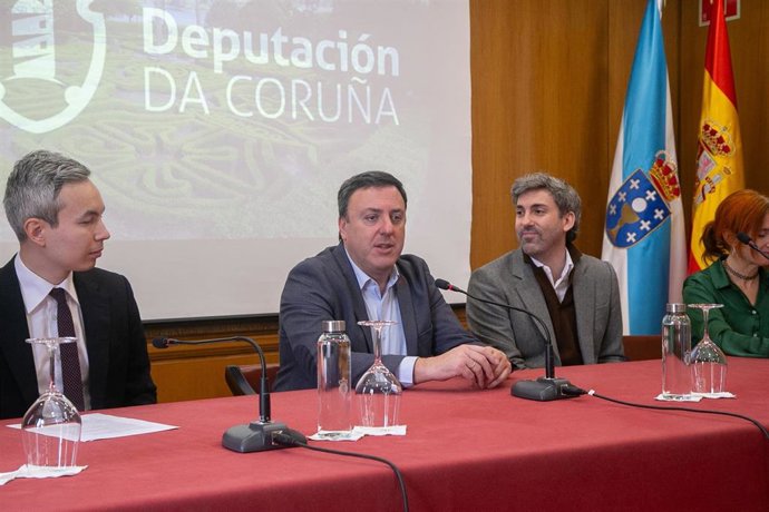 El presidente de la Diputación de A Coruña, Valentín González Formoso, participa en una jornada sobre la IA