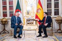 Albares viaja a Argelia con el Tratado de Amistad aún suspendido desde la crisis por el giro sobre el Sáhara