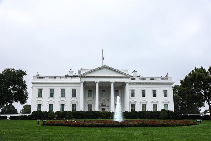 Archivo - FILED - 03 October 2024, US, Washington: An exterior view of the White House. Photo: Valerie Plesch/dpa