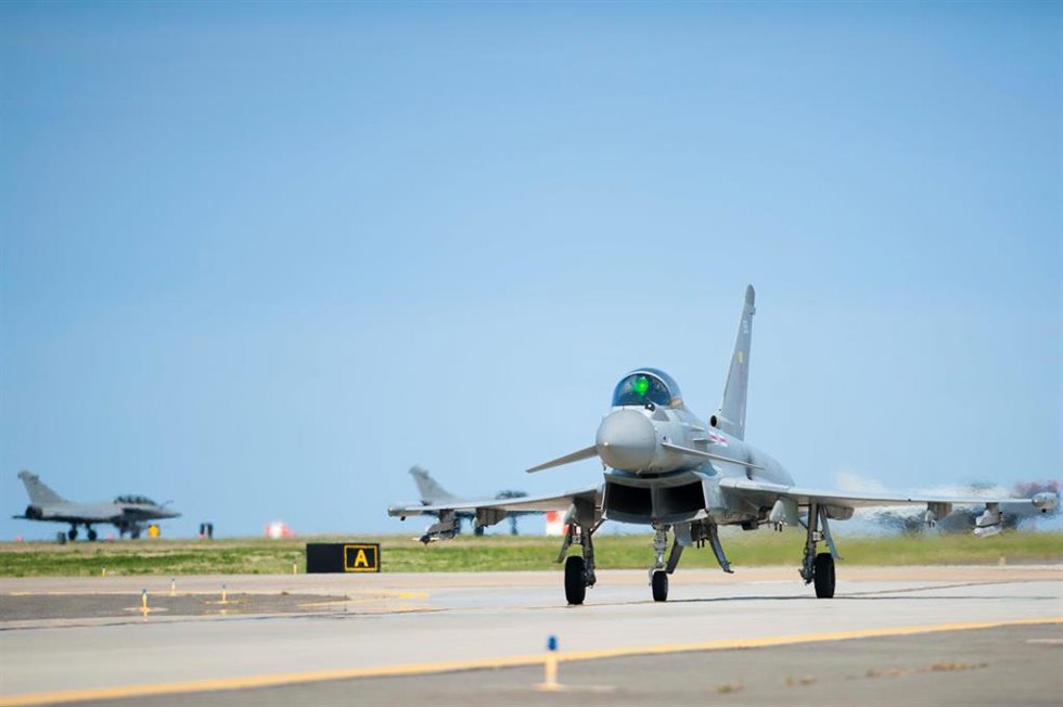 Archivo - Avión typhoon de la Fuerza Aérea Británica en una imagen de archivo