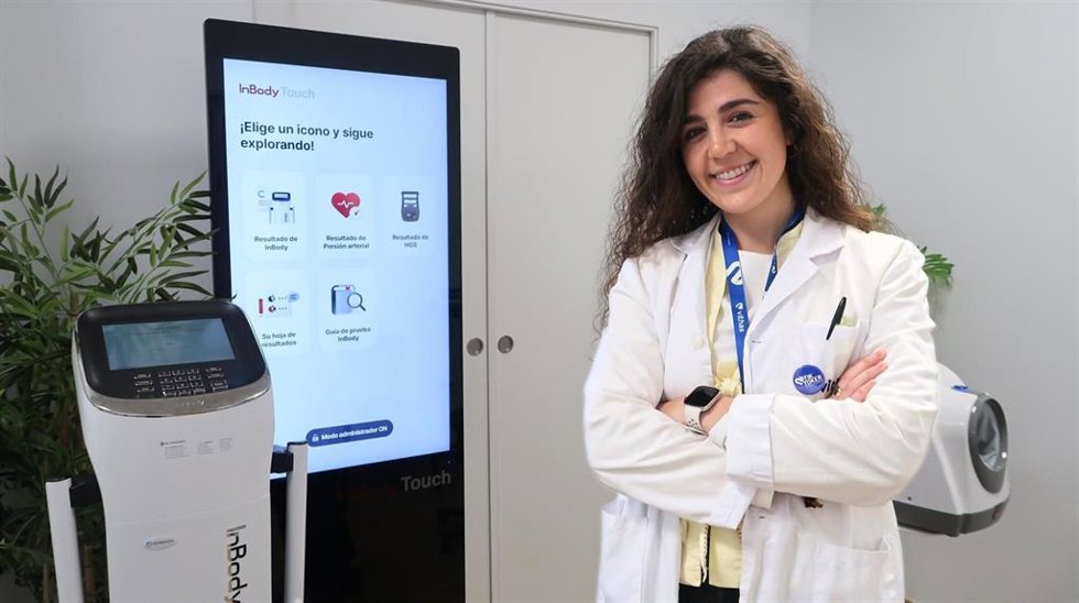 Nutricionista del equipo EndoCM de Endocrinología y Nutrición de Vithas Sevilla, Alba Carmona.
