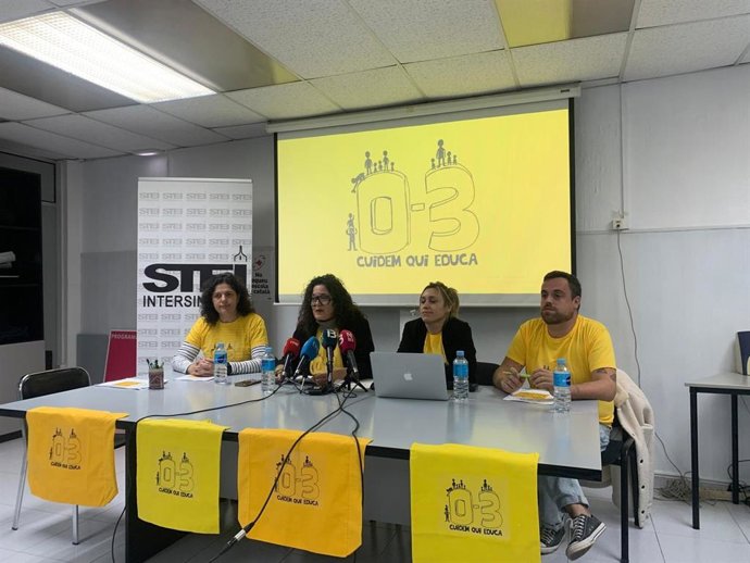 Rueda de prensa del sindicato STEI para presentar la campaña '0-3 Cuidem qui educa'