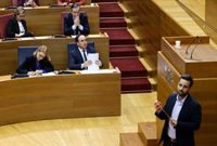 El PSPV ve indecente la contratación de la pareja de Llorca y él les acusa de querer “destrozarle públicamente”