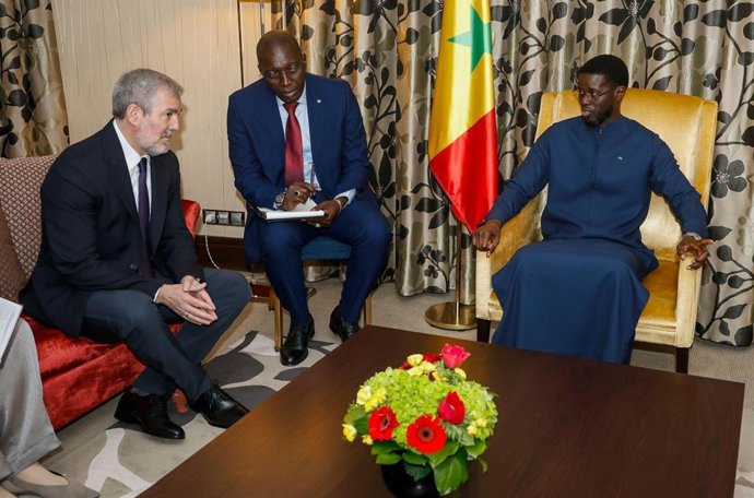 El presidente de Canarias, Fernando Clavijo, reunión presidente de Senegal, Bassirou Diomaye Faye