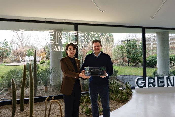 Grenergy consolida su alianza con la china BYD y comprará 2,6 GWh de baterías para su proyecto Central Oasis