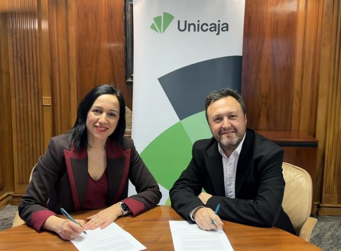 Unicaja firma un convenio con Volvemos.Org para impulsar el retorno del talento a España.