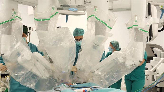 Extrofia vesical con cirugía robótica en el 12 de Octubre