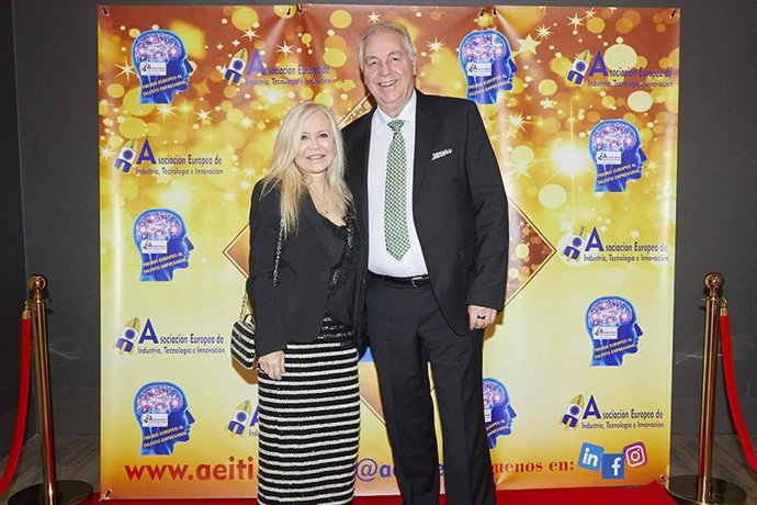 El Doctor Jesús Francisco Delgado Aboy galardonado con el Premio Europeo al Talento Empresarial