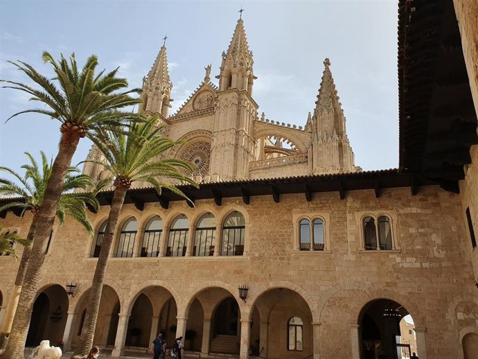Archivo - Vistas del Palacio de La Almudaina.