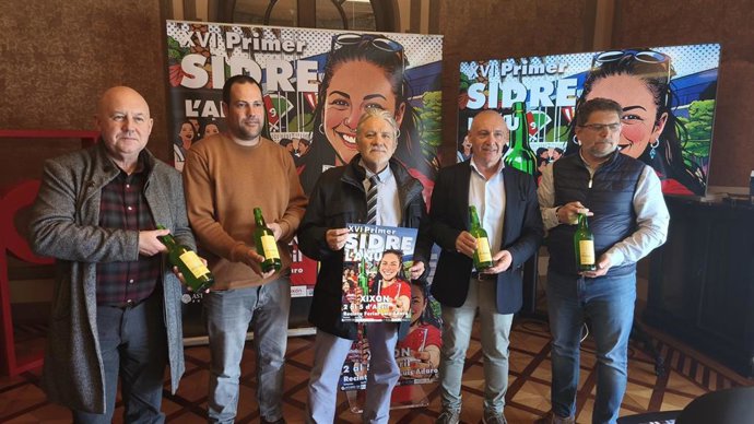 Presentación de la XVI Primer Sidre l'Añu, que se celebrará del 2 al 5 de abril en el recinto ferial gijonés 'Luis Adaro'.