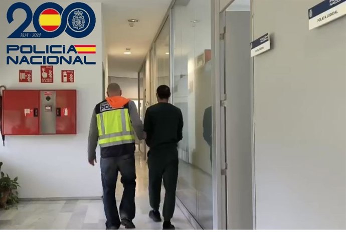 Detención de una persona por parte de la Policía Nacional en Sevilla Este.