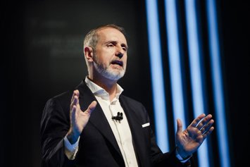 El presidente de Telefónica, Marc Mutra, durante la junta general de accionistas de Telefónica, a 26 de marzo de 2026, en Madrid (España). Telefónica somete hoy a la aprobación de su junta general ordinaria de accionistas, el nombramiento de la directiva 