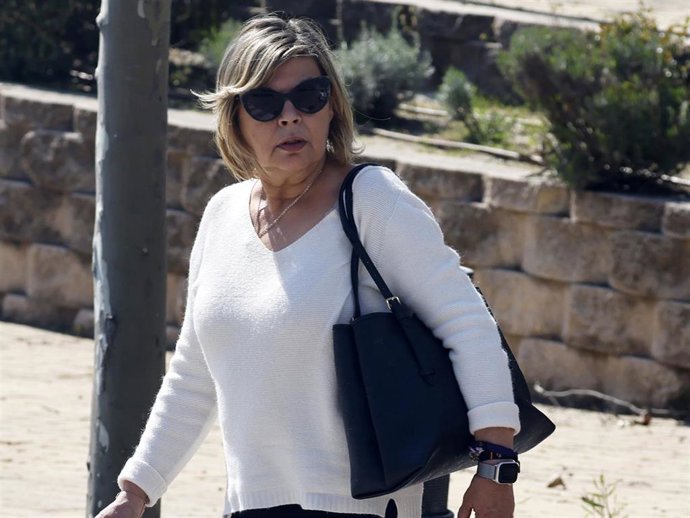 Terelu Campos a la salida de la casa de Alejandra Rubio