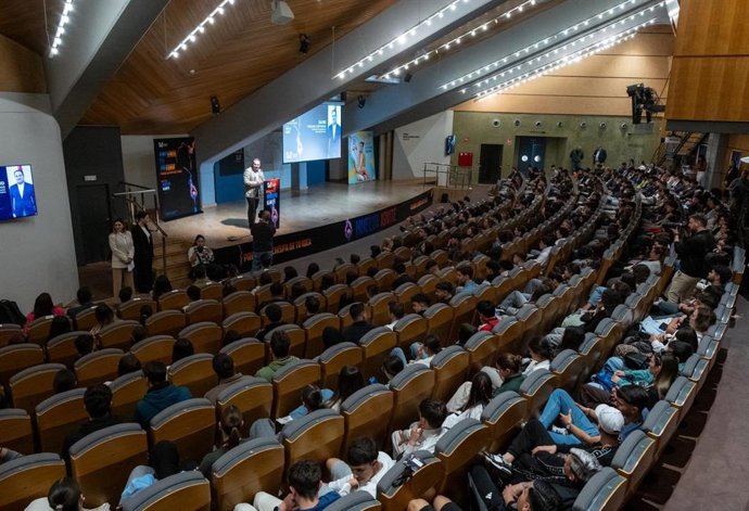El presidente de la Diputación de Huelva, Davis Toscano, en su intervención este jueves el evento 'Start Ignite'.