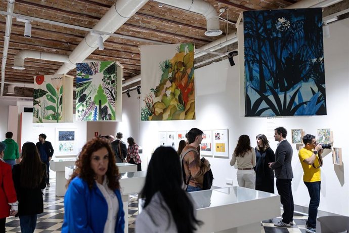 Presentación de la primera exposición retrospectiva de Violeta Lópiz, Premio Nacional de Ilustración 2025, en La Térmica de Málaga.