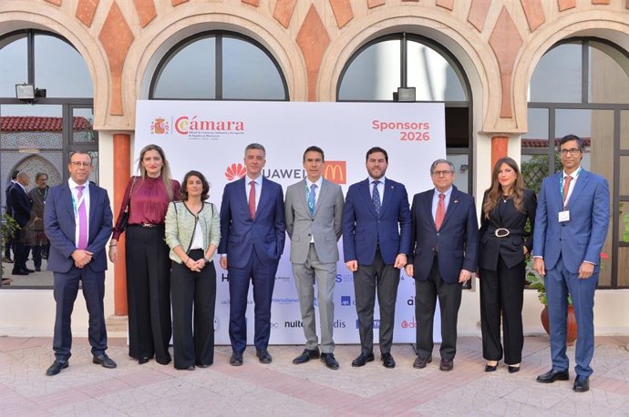 Foto de familia del primer encuentro empresarial Sevilla-Marruecos celebrado en Casablanca.