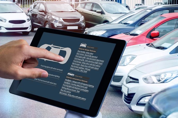 Archivo - El segunda mano impulsa las importaciones un 28% en 2025 y asienta a las subastas como motor de oferta