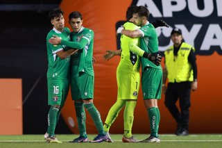 Futbol, Audax Italiano vs Deportes La Serena Fase de grupos, Copa de la Liga 2026. Los jugadores de Audax Italiano celebran el triunfo durante el partido de copa de la liga por el grupo D contra Deportes La Serena disputado en el estadio  Bicentenario La