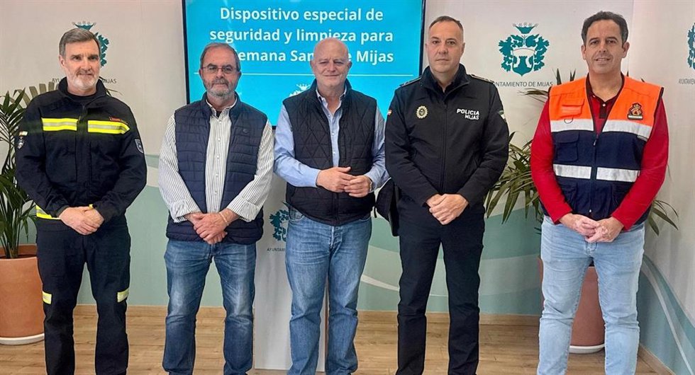Presentación del dispositivo especial del Ayuntamiento de Mijas (Málaga) para Semana Santa.