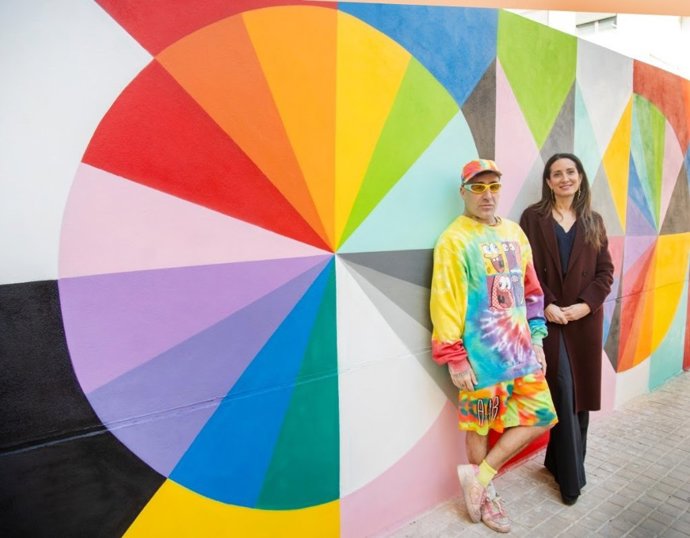 Presentación del mural en Casa Caridad