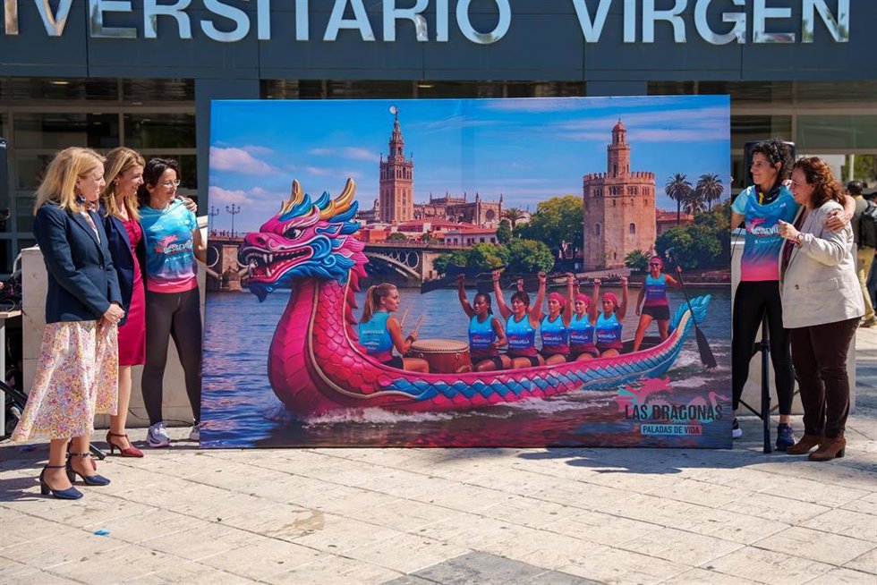 Imágenes de la presentación del ‘El Muro Vivo de las Dragonas - Cicatrices que Inspiran’.