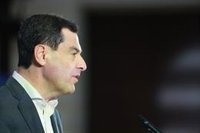 Moreno espera que la salida de Montero del Gobierno sirva para que ya haya PGE con un ministro "más competente"