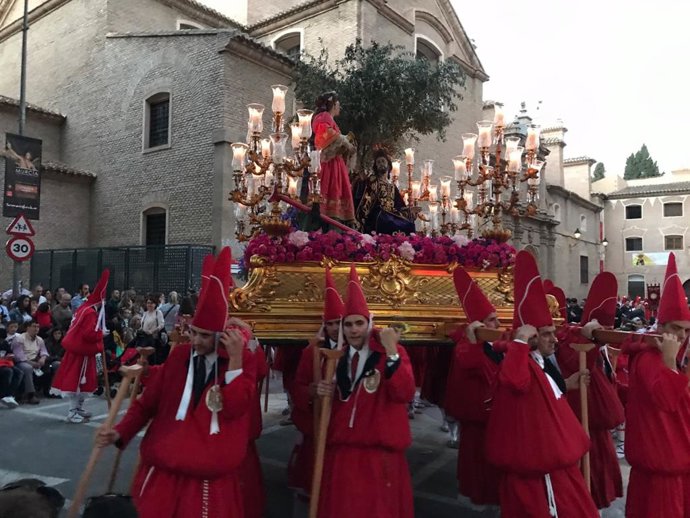 Archivo - Procesión, Semana Santa, 'Los Coloraos', Miércoles Santo