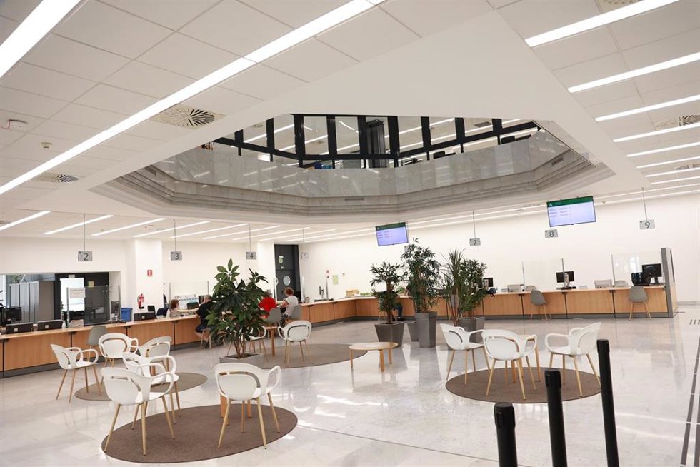 Archivo - Imagen interior del edificio Coliseo. A 02 de octubre de 2024, en Sevilla (Andalucía, España).
