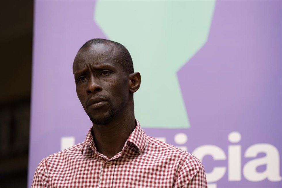 Archivo - El secretario de antirracismo de Podemos, Serigne Mbayé, participa en un acto de campaña, a 3 de junio de 2024, en Madrid (España). Este encuentro se enmarca dentro de los mítines de campaña electoral de cara a los comicios europeos que se celeb