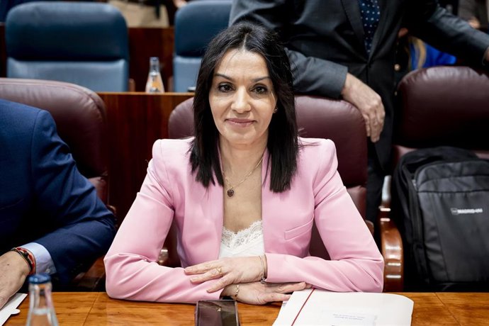 La consejera de Educación, Ciencia y Universidades de la Comunidad de Madrid, María Mercedes Zarzalejo, durante una sesión plenaria en la Asamblea de Madrid, a 12 de marzo de 2026, en Madrid (España)