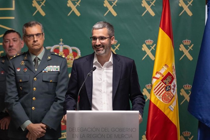 El delegado del Gobierno, Francisco Lucas, durante el anuncio de la construcción del cuartel de la Guardia Civil de Cartagena