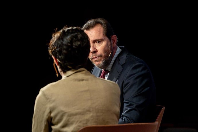 El ministro de Transportes y Movilidad Sostenible, Óscar Puente, durante la tercera jornada del VI Foro Económico organizado por elDiario.es, de Madrid.