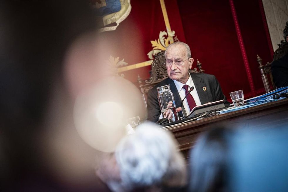 El alcalde de Málaga, Francisco de la Torre, en el pleno del mes de marzo.