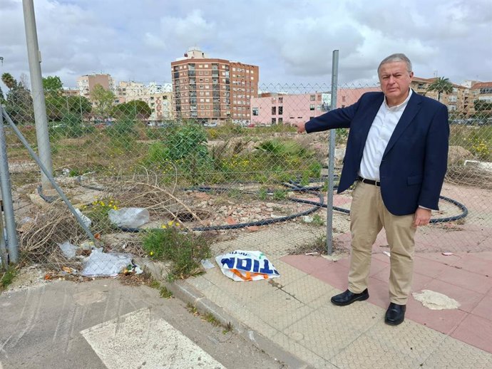 PP reta a Lucas a presentar el documento que acredita los 20 millones para el cuartel de la Guardia Civil de Cartagena